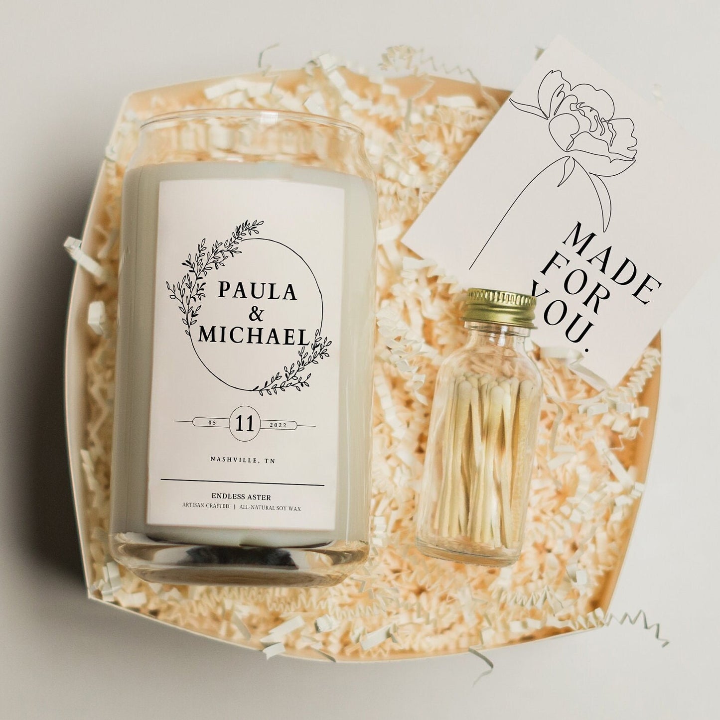 ENGAGEMENT GIFT BOX for Couple, Bride to Be Gift, Engagement Candle Gift, Newly Engaged Gifts, Personalized Gift for Her, Custom Gift Idea